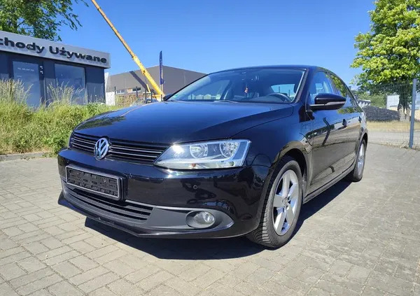 volkswagen Volkswagen Jetta cena 27900 przebieg: 110800, rok produkcji 2011 z Sanok